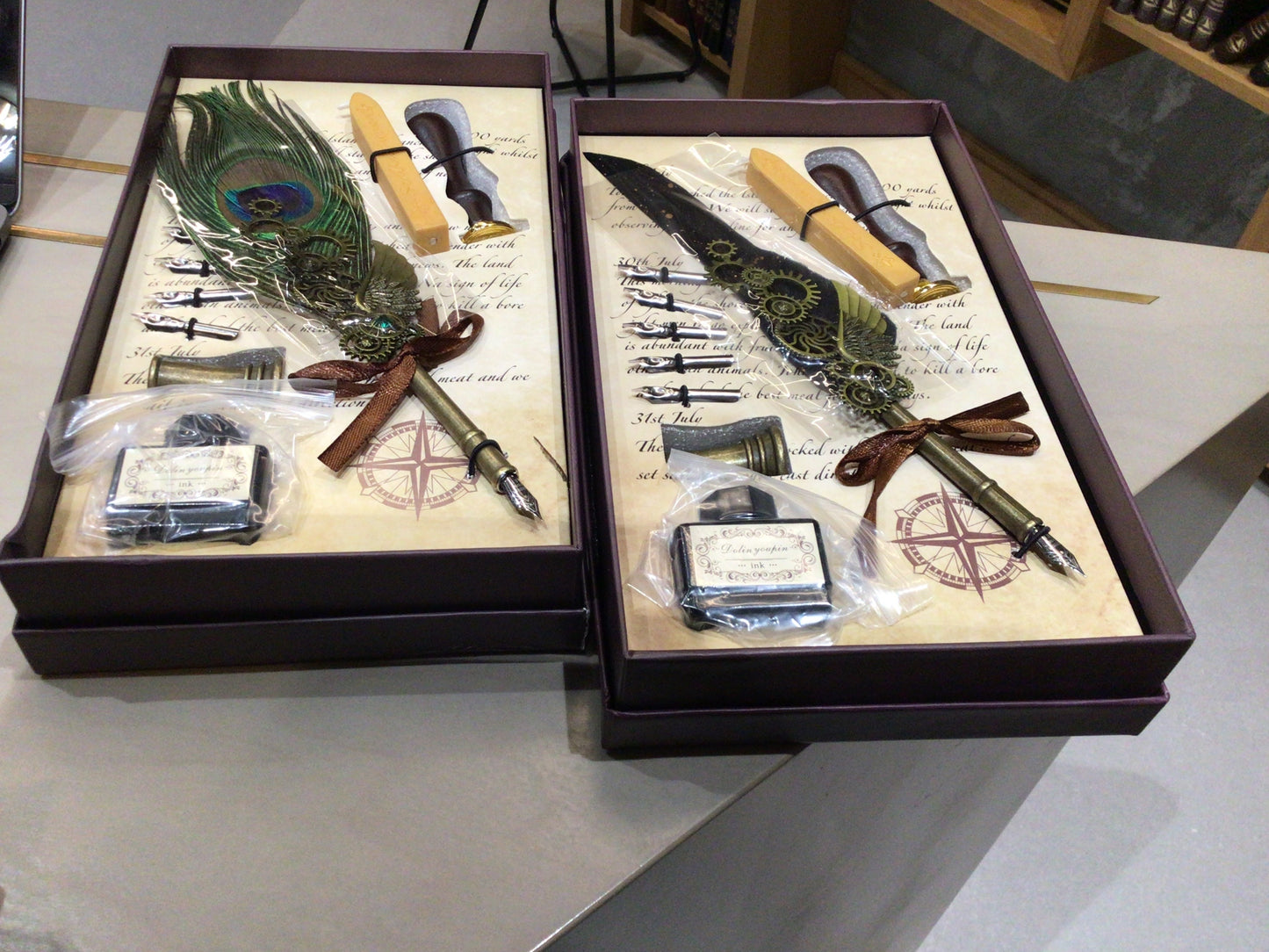 Fountain pen with feather and wax set/ Stilou cu pana si ceara