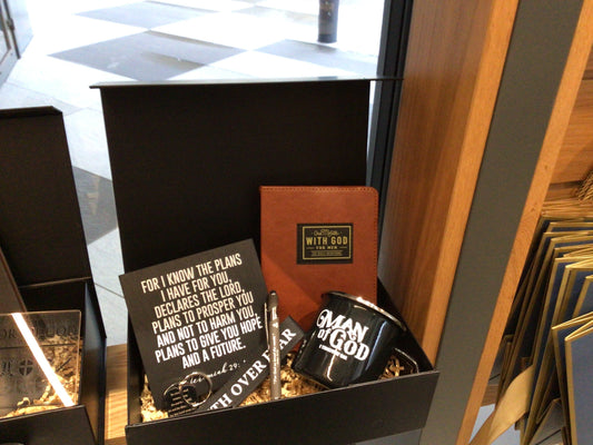 Gift box size L -38€